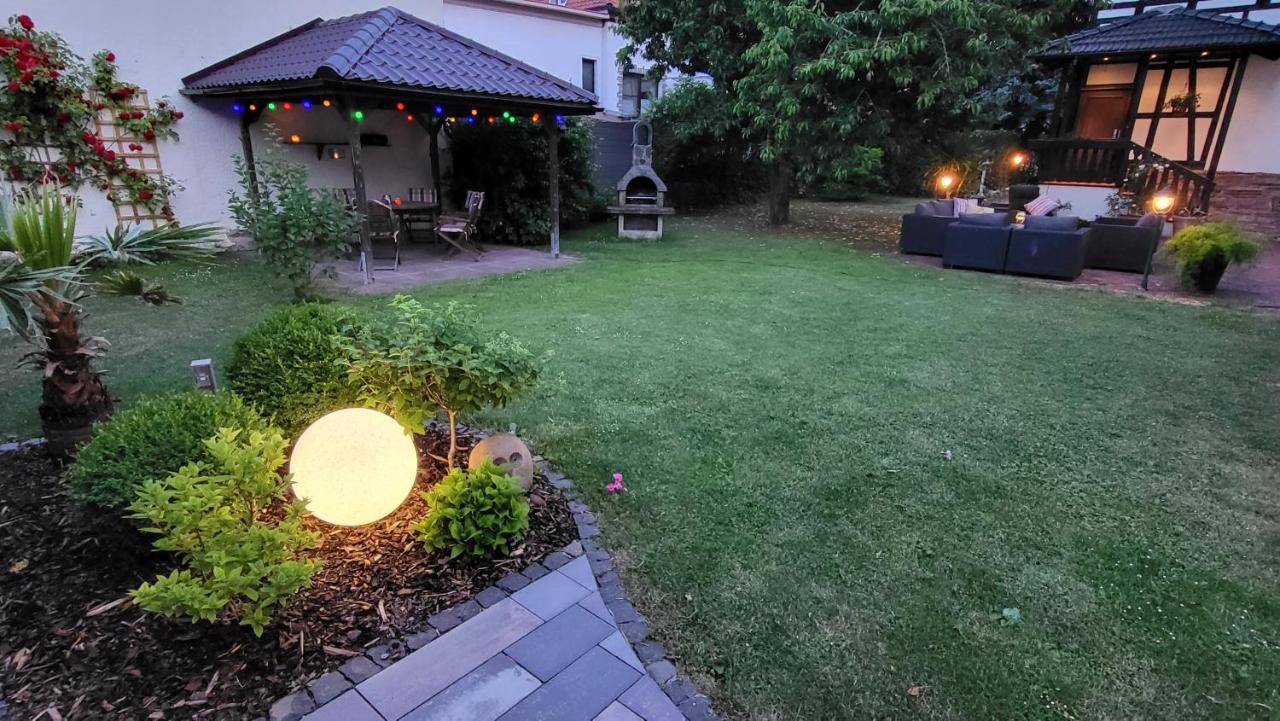 Apartments Am Saalebogen Mit Gartenterrasse, Grillkamin, Freie Parkplaetze Rudolstadt Eksteriør billede