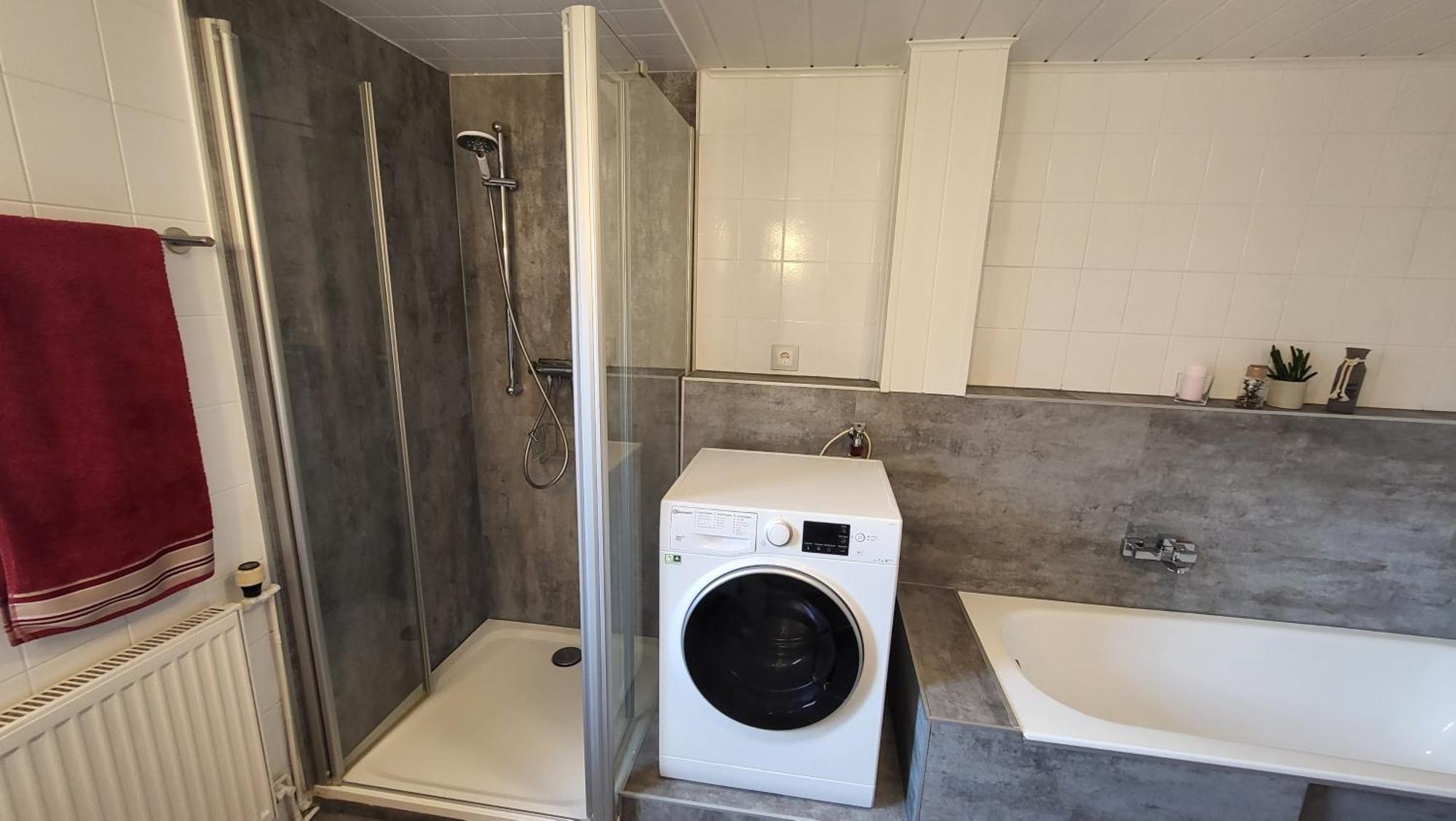 Apartments Am Saalebogen Mit Gartenterrasse, Grillkamin, Freie Parkplaetze Rudolstadt Eksteriør billede
