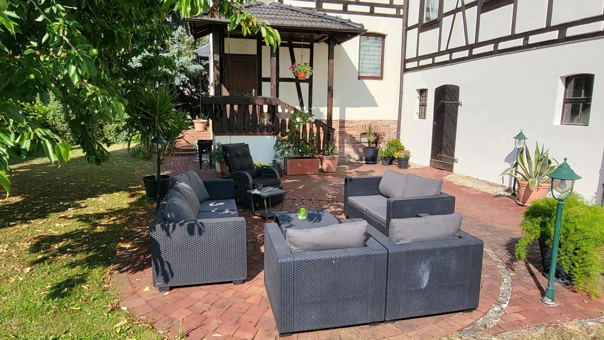 Apartments Am Saalebogen Mit Gartenterrasse, Grillkamin, Freie Parkplaetze Rudolstadt Eksteriør billede